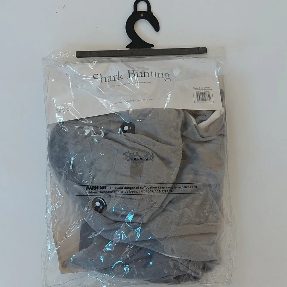 🦋Underwraps Shark Bunting baby costume NIB